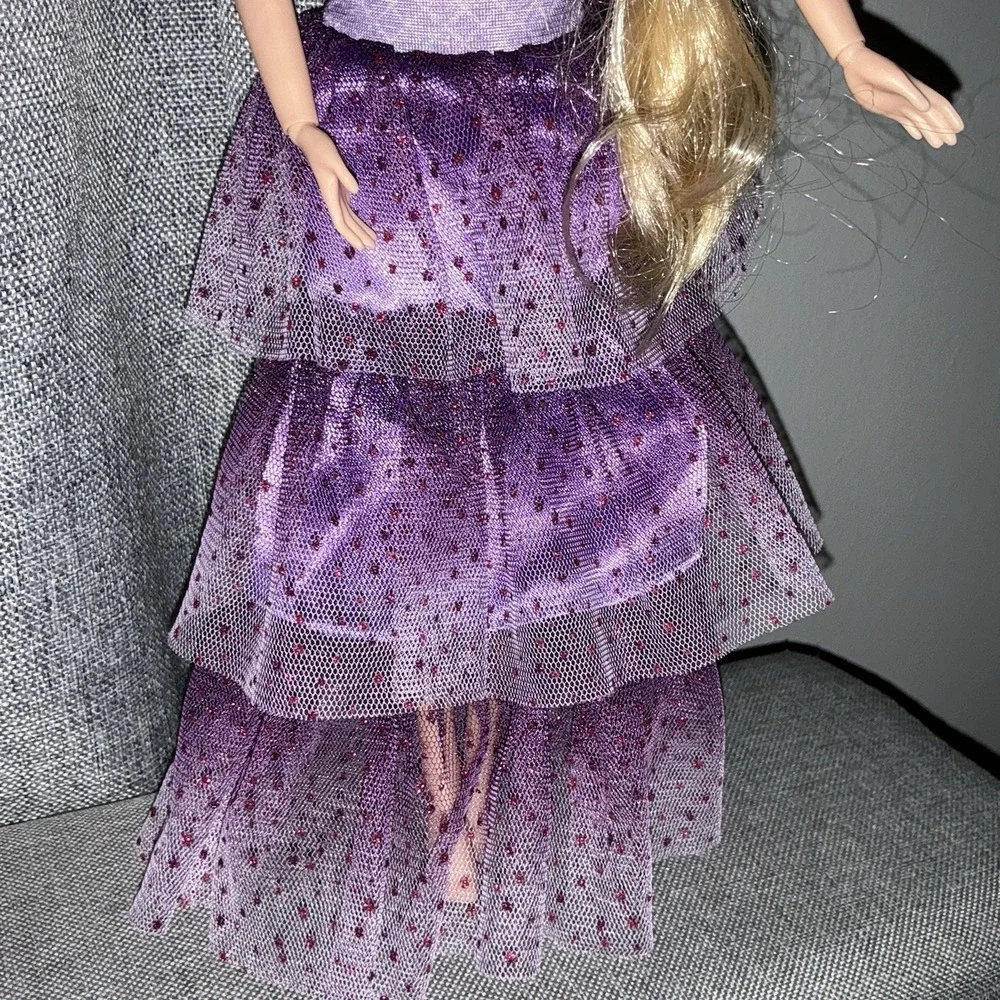 Hasbro no shoes